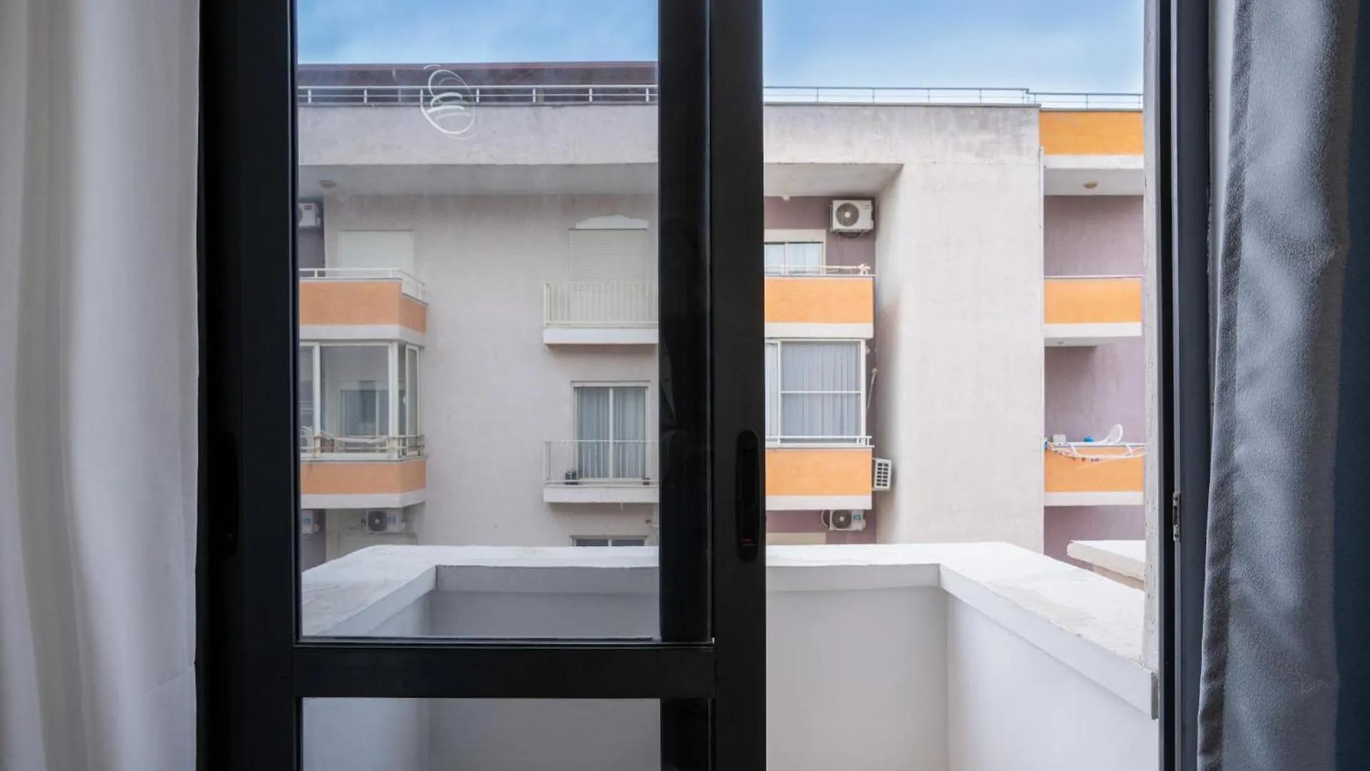 Liv'S Apartment دراس